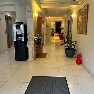 3* Отель 121